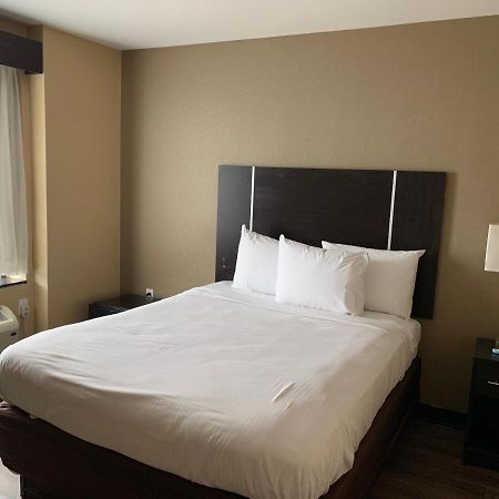 Pitkin Hotel นิวยอร์ก ภายนอก รูปภาพ