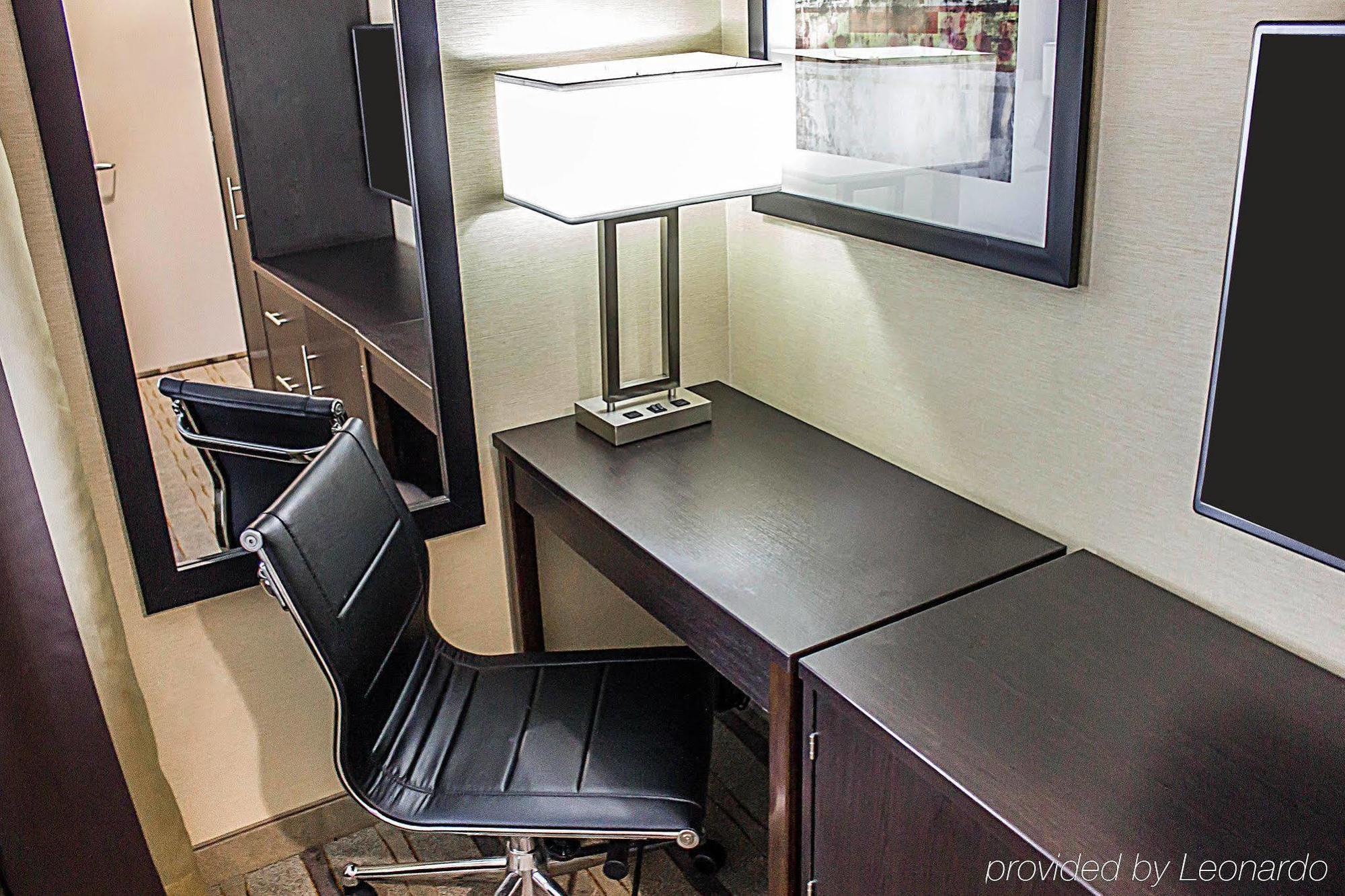 Pitkin Hotel นิวยอร์ก ภายนอก รูปภาพ